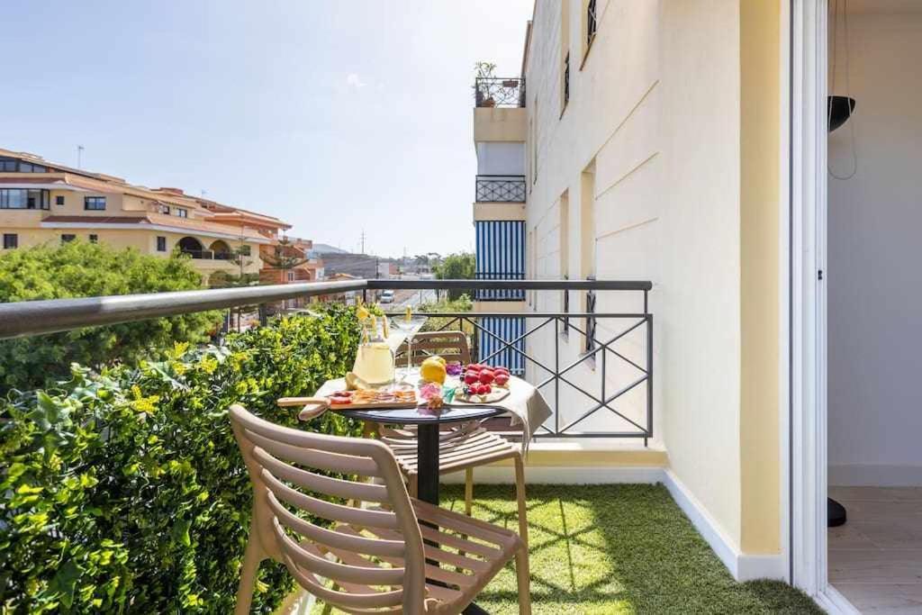 Sunnyland Apartment Arona Cho Eksteriør bilde