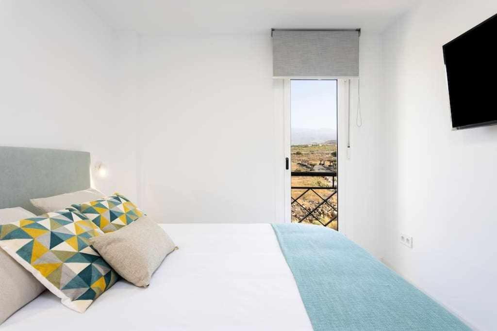 Sunnyland Apartment Arona Cho Eksteriør bilde