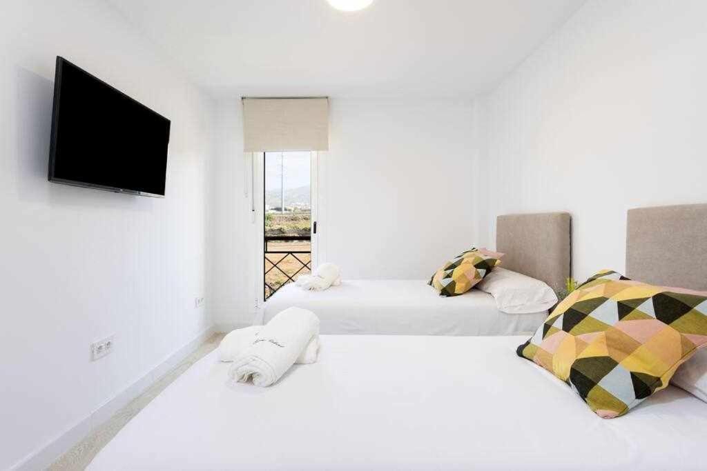 Sunnyland Apartment Arona Cho Eksteriør bilde